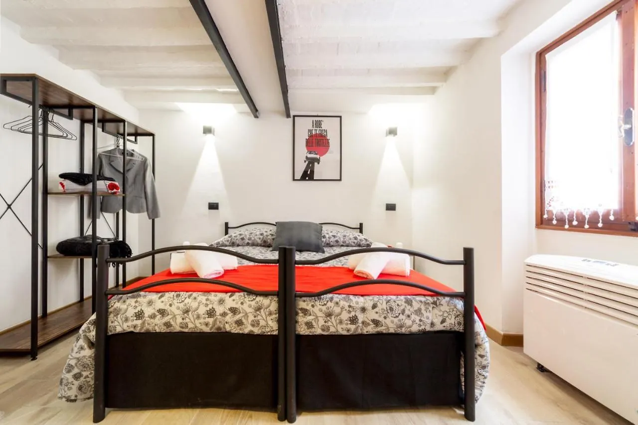 شقة La Noce Quiet Place Next To Lively San Lorenzo فلورنس